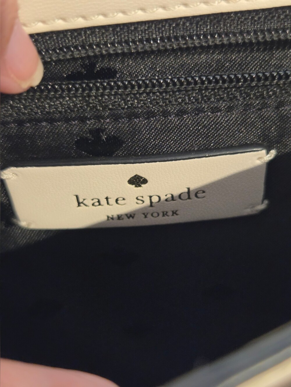Kate Spade Black/Cream Puffy Leather Top Handle Crossbody Bag Like New EUC - Picture 13 of 15
